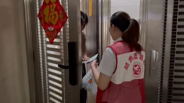 炒股配资最新 越秀区发动党员志愿者参与爱国卫生运动